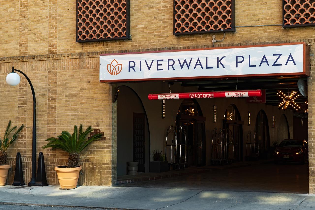 Riverwalk Plaza Hotel San Antonio Exterior photo